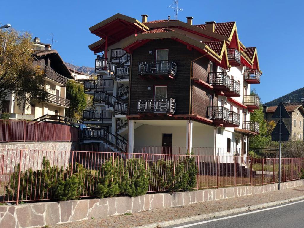 Appartement Alpin Star à Temù Extérieur photo