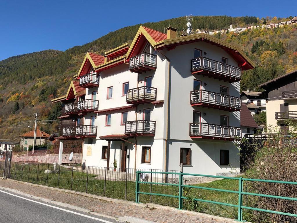 Appartement Alpin Star à Temù Extérieur photo